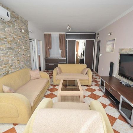 Ferienwohnung Fuer 4 Personen Ca 55 M In Budva, Adriakueste Montenegro Kueste Um Budva Dış mekan fotoğraf