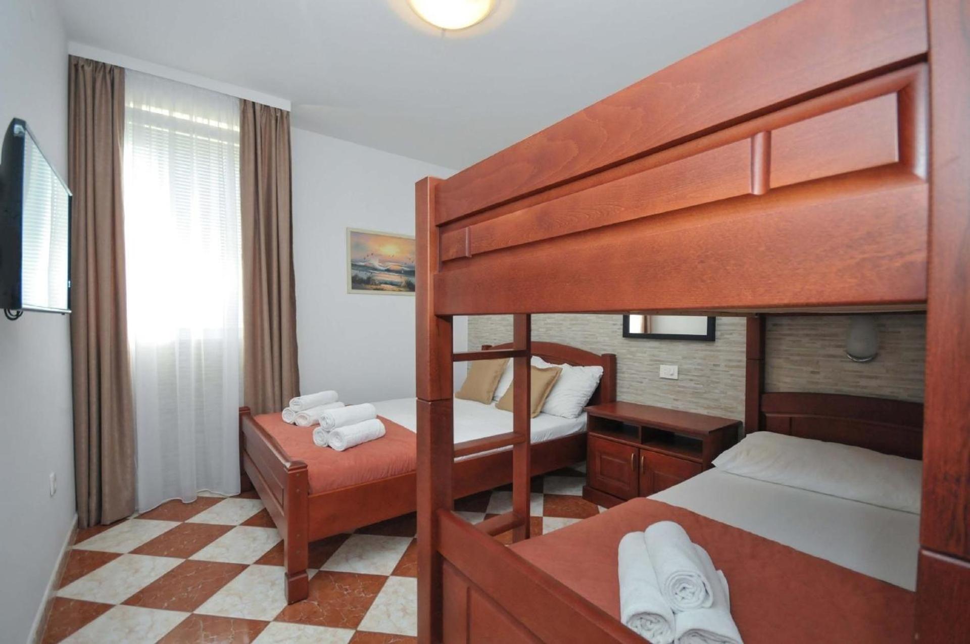 Ferienwohnung Fuer 4 Personen Ca 55 M In Budva, Adriakueste Montenegro Kueste Um Budva Dış mekan fotoğraf
